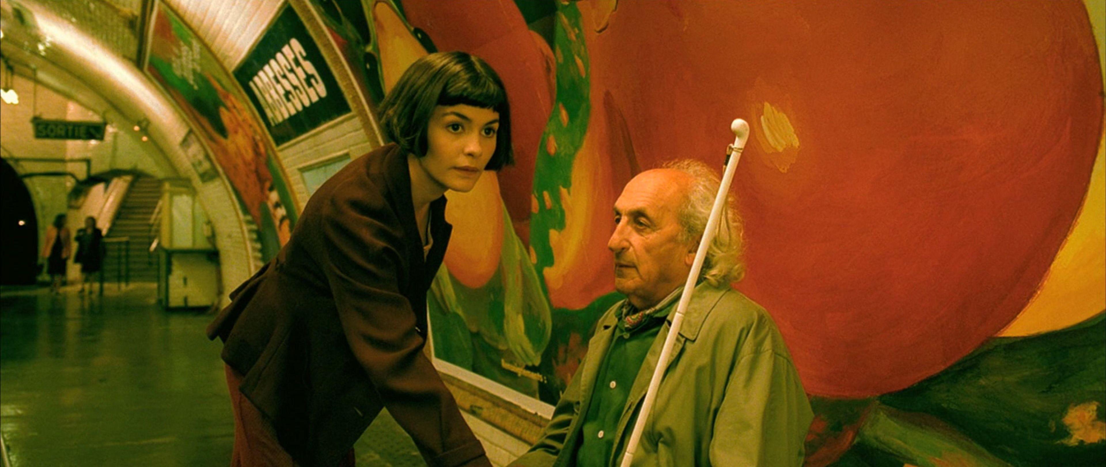 Amélie (2001) | Orange (confidence, friendliness, success, ambition, happy, energetic, flamboyant)